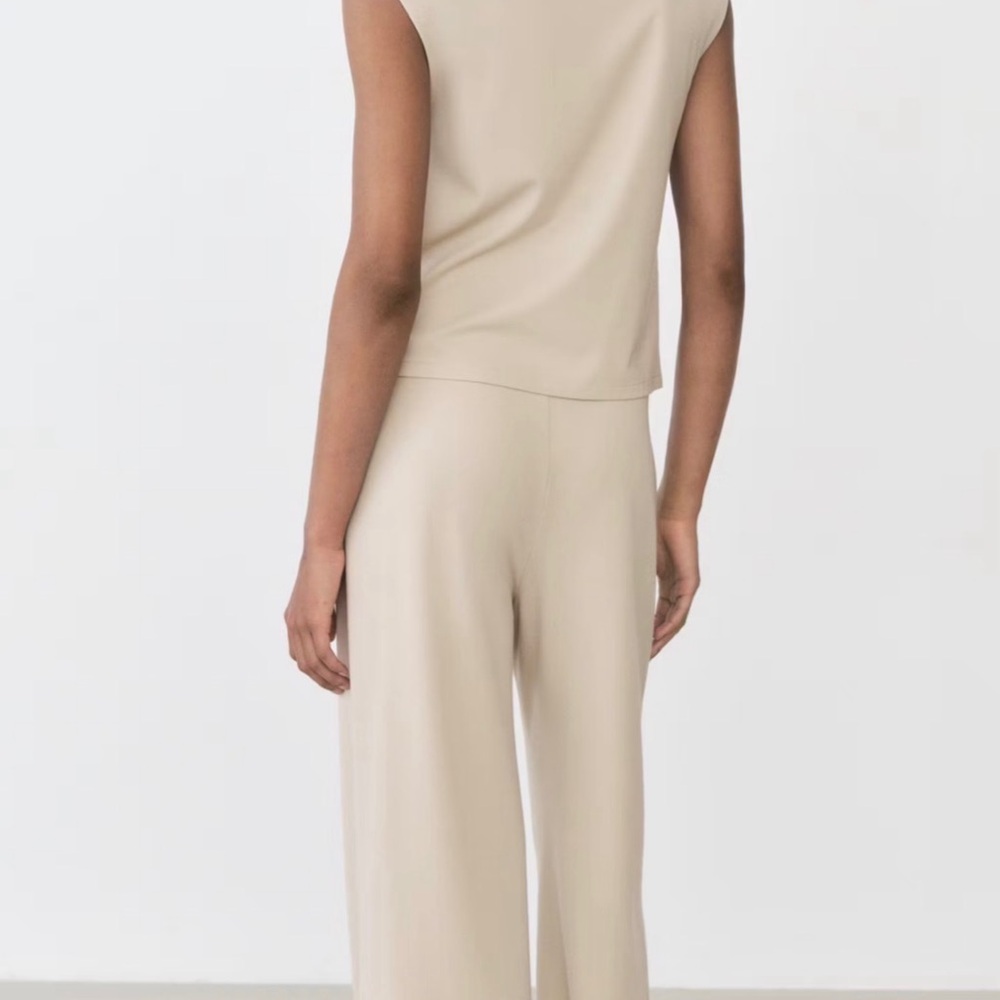 Mango Neutral Drawstring Set - Picture 4 of 6